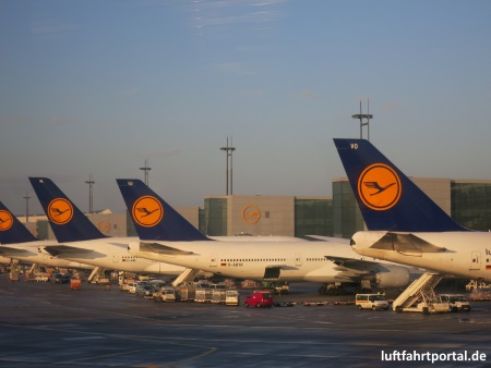 Lineup Lufthansa Flughafen Frankfurt